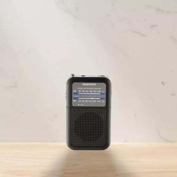 RADIO PORTATIL NEGRA CON ALTAVOZ DAEWOO - Image 6