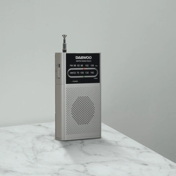 RADIO PORTATIL CON ALTAVOZ DAEWOO - Image 8