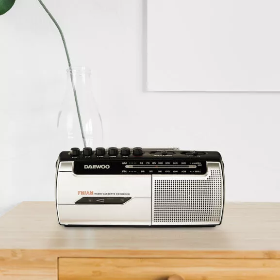 RADIO CASSETTE AM/FM DAEWOO - Image 9