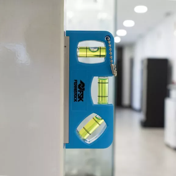 NIVEL PLÁSTICO MAGNÉTICO 10 CM FSK - Image 8