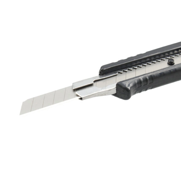 CÚTER PLÁSTICO G.METÁLICA 9MM S.BLACK - Image 4