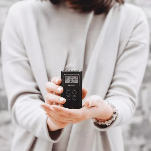 RADIO DIGITAL PLL BOLSILLO SANGEAN - Image 3