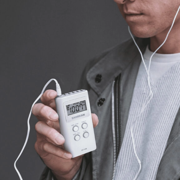 RADIO DIGITAL PLL BOLSILLO SANGEAN - Image 3