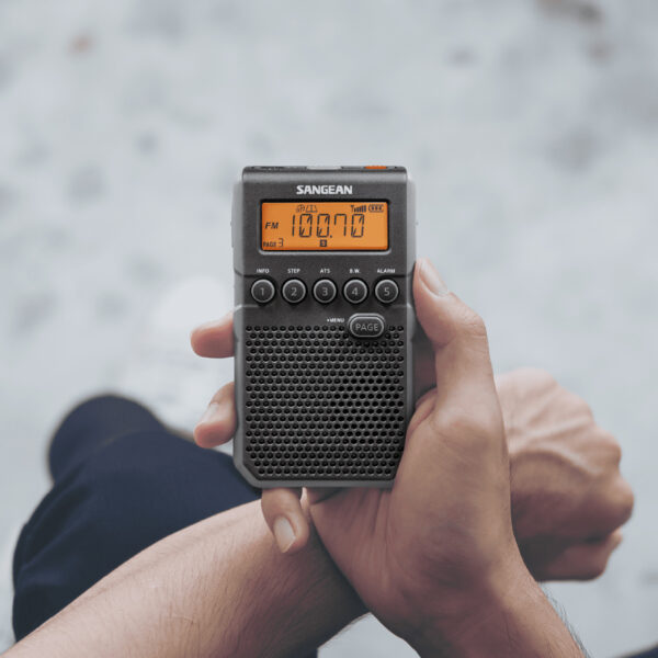 RADIO AM/FM ESTÉREO RECARGABLE SANGEAN - Image 4
