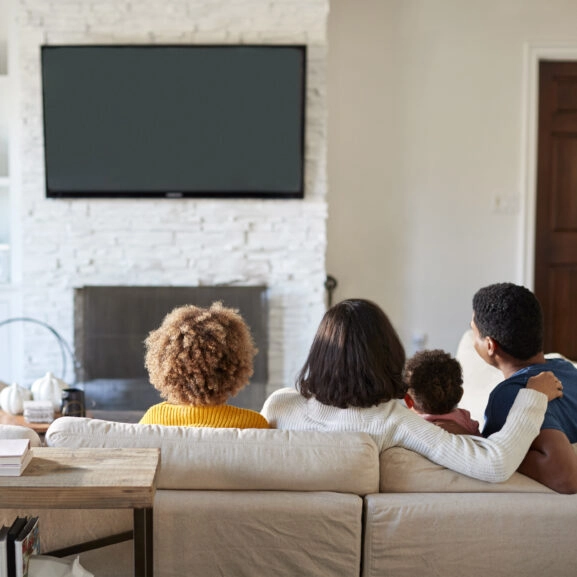 SOPORTE PARED TV 43'' A 90'' ABATIBLE - Image 9